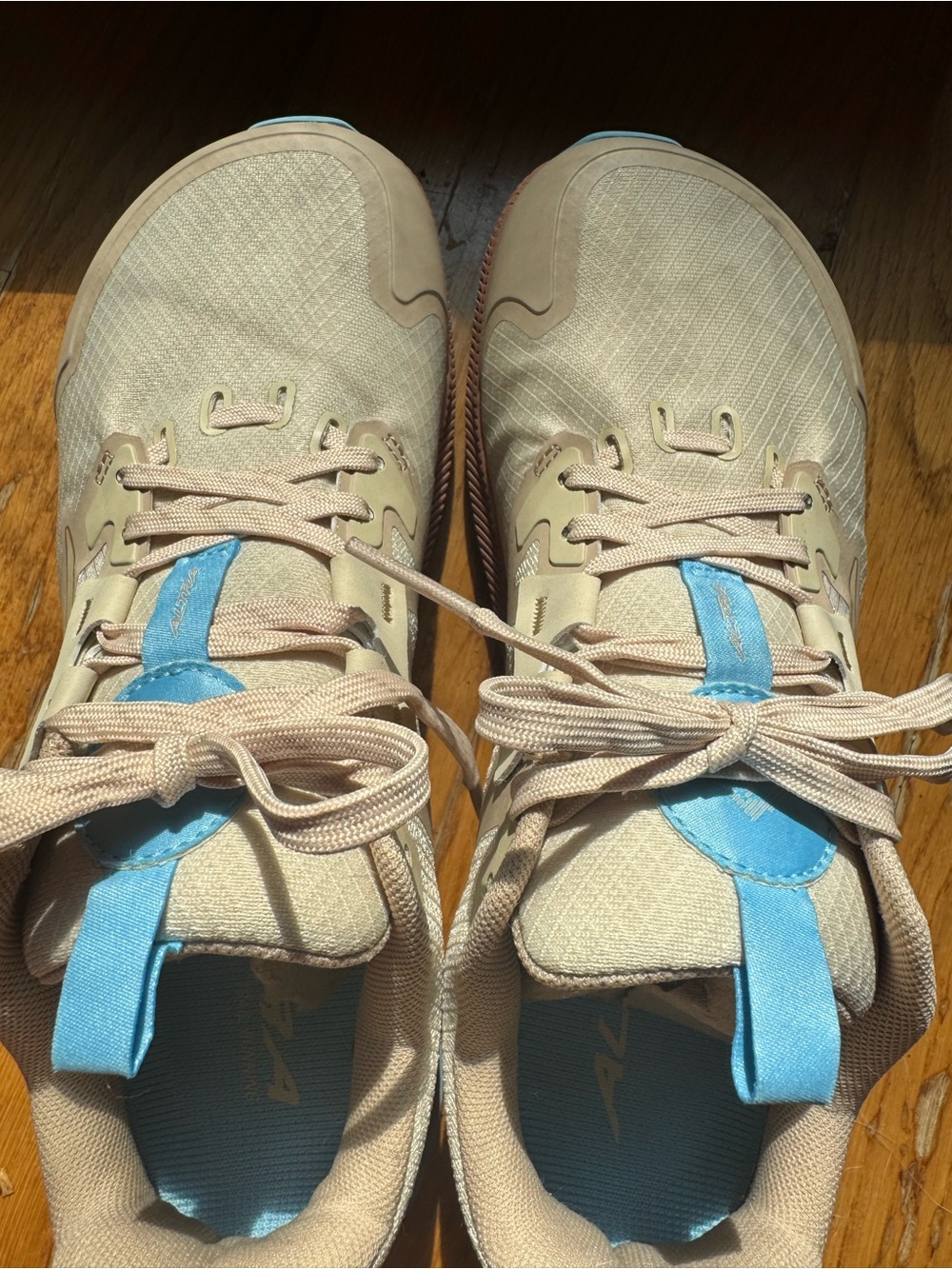 Altra lone peak 7 trail runners size 8 tan - Picture 5 of 6
